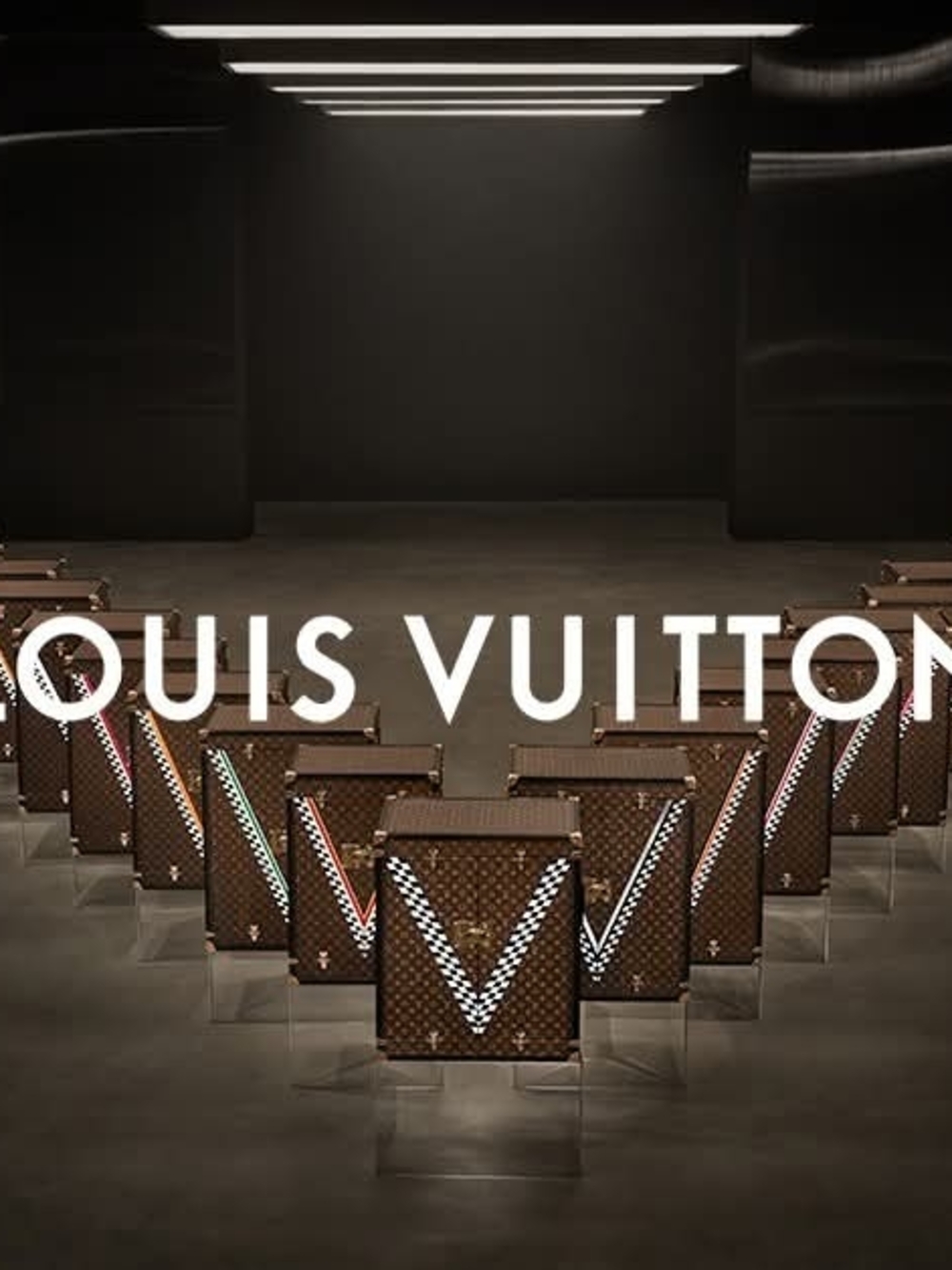 Louis Vuitton Posh Show